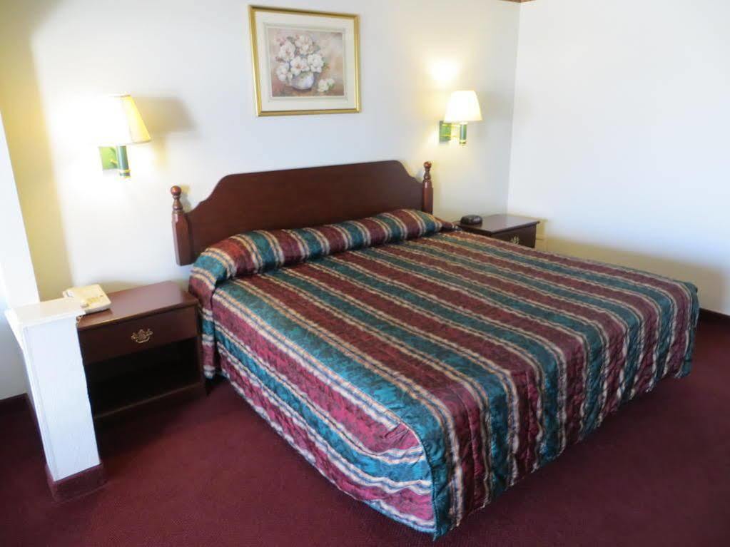 Executive Inn & Suites West Columbia Eksteriør billede
