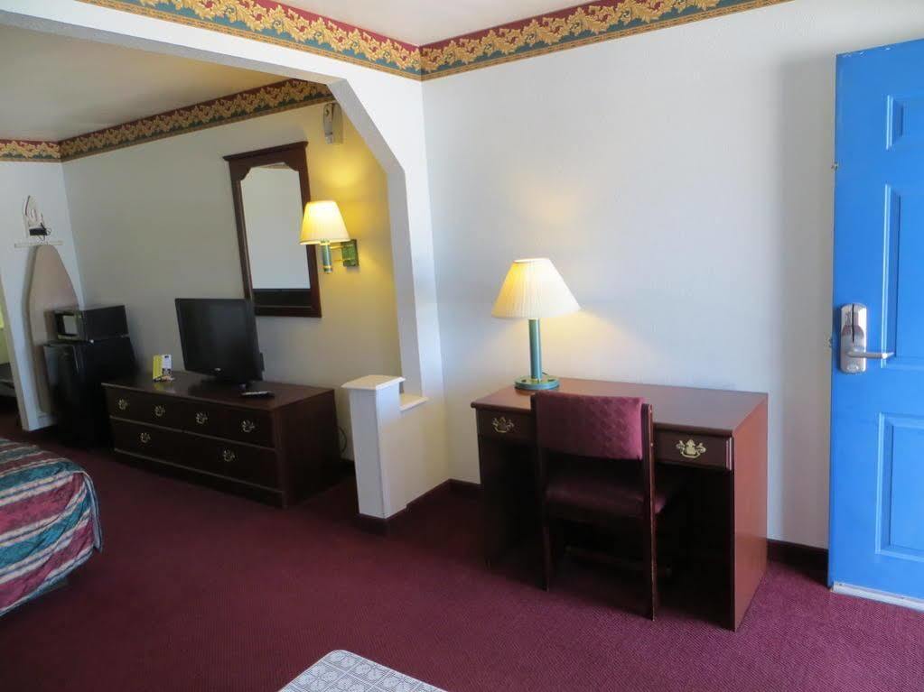 Executive Inn & Suites West Columbia Eksteriør billede